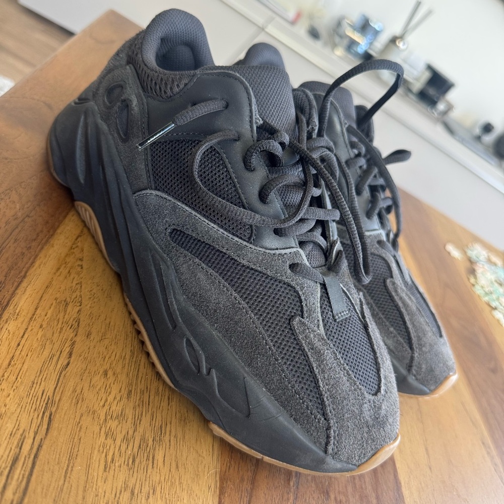 Yeezy 700